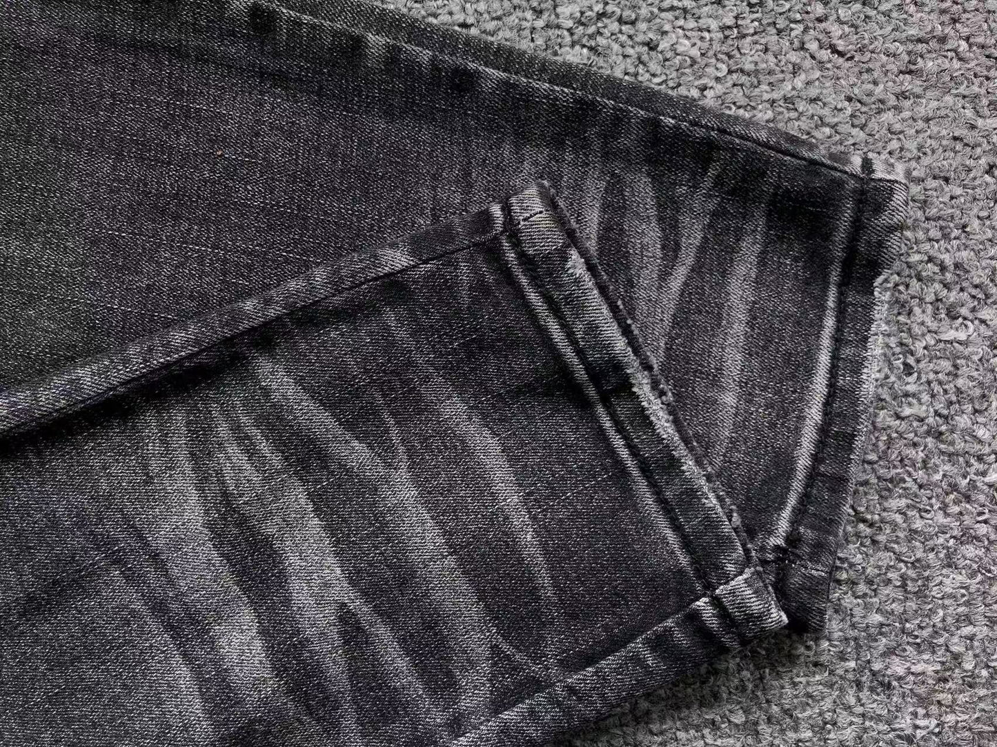 Calça AMIRI Heavy Distressed