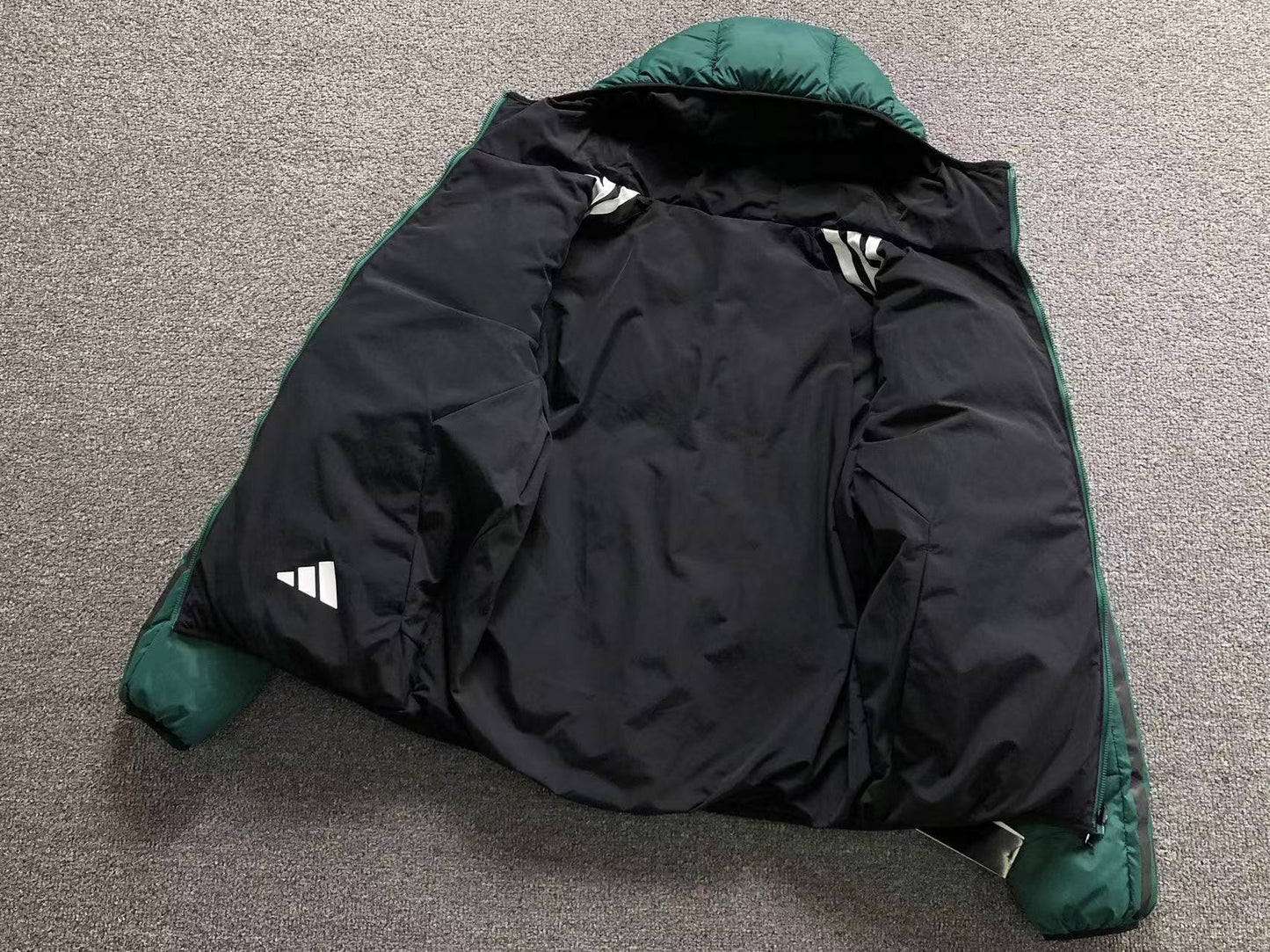 Jaqueta Puffer Reversible adidas Winter Flip