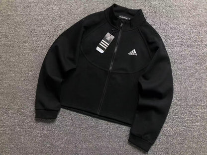Conjunto Adidas feminino Clean Fit Set