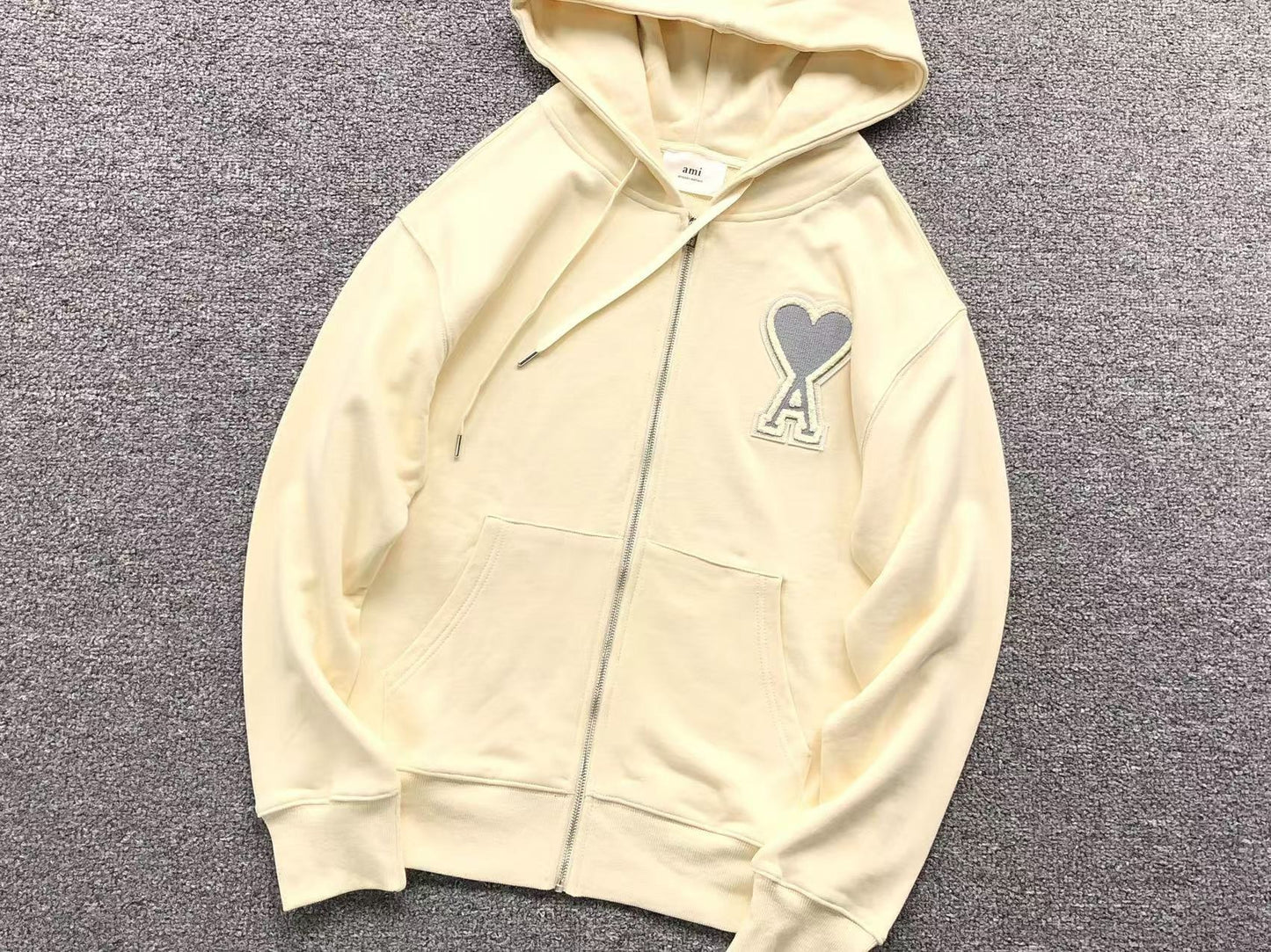 Moletom AMI Paris Ami de Cœur Hoodie Big Heart