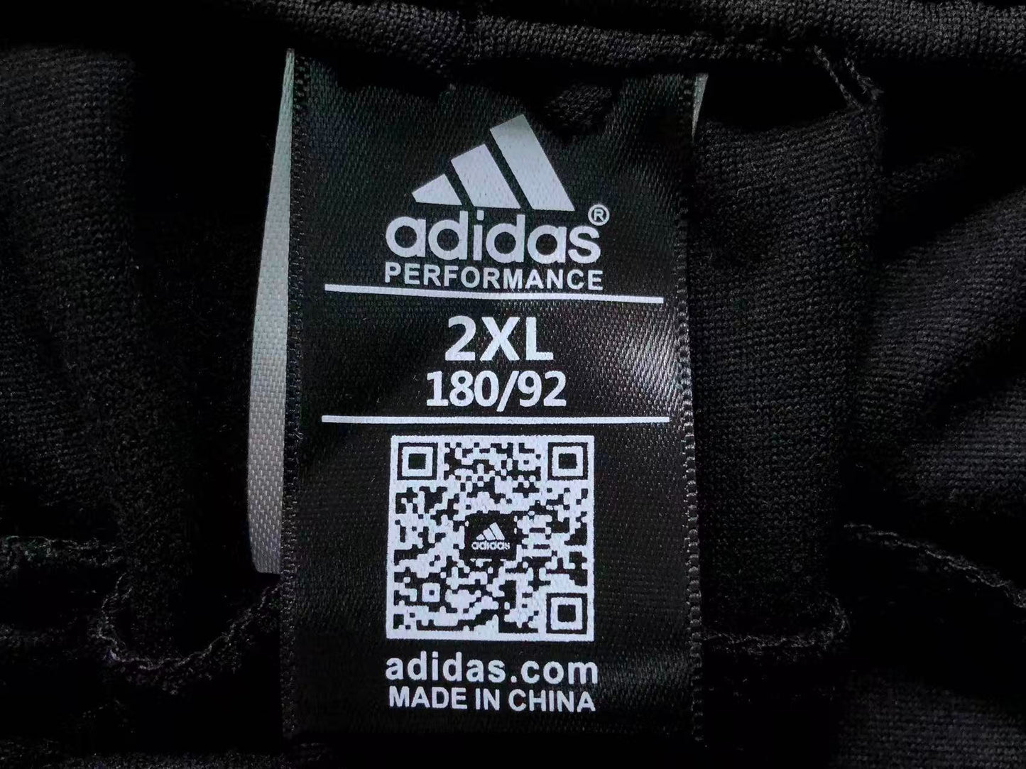 Calça Adidas Essential Slim Pants