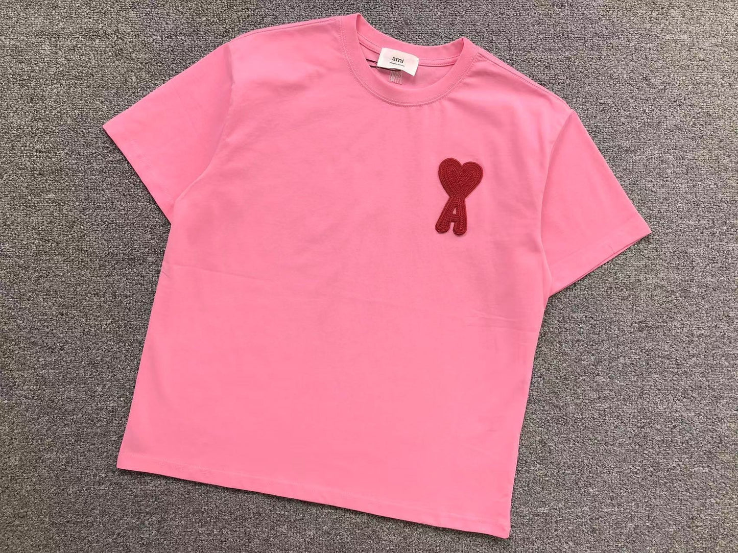 Camiseta AMI Paris Big Heart Patch Classic