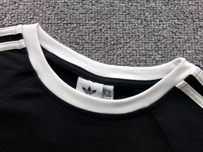 Camiseta Adidas Raglan Core 3-Stripes Feminina