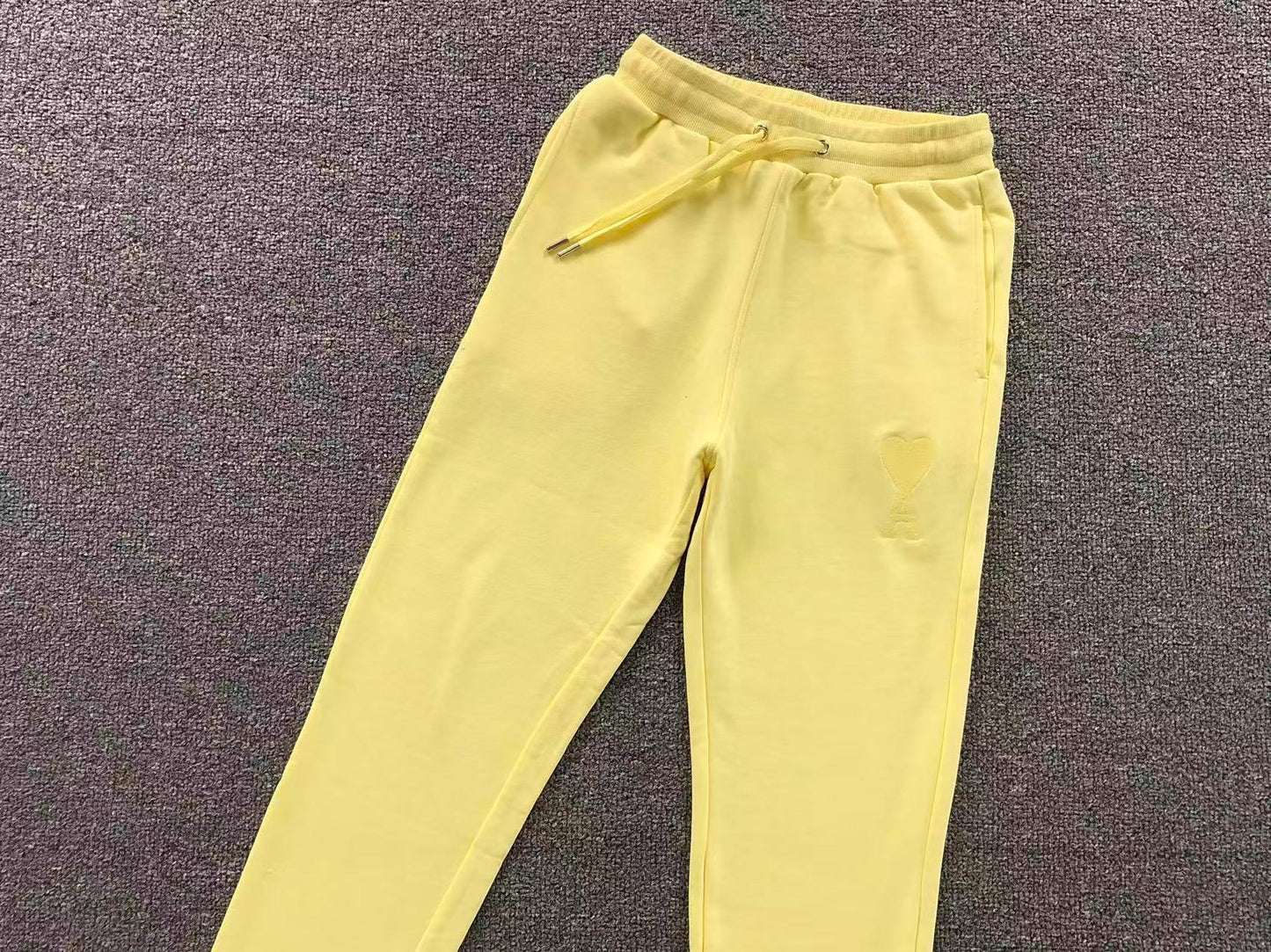 Calça Jogger AMI Paris Essential Moletom
