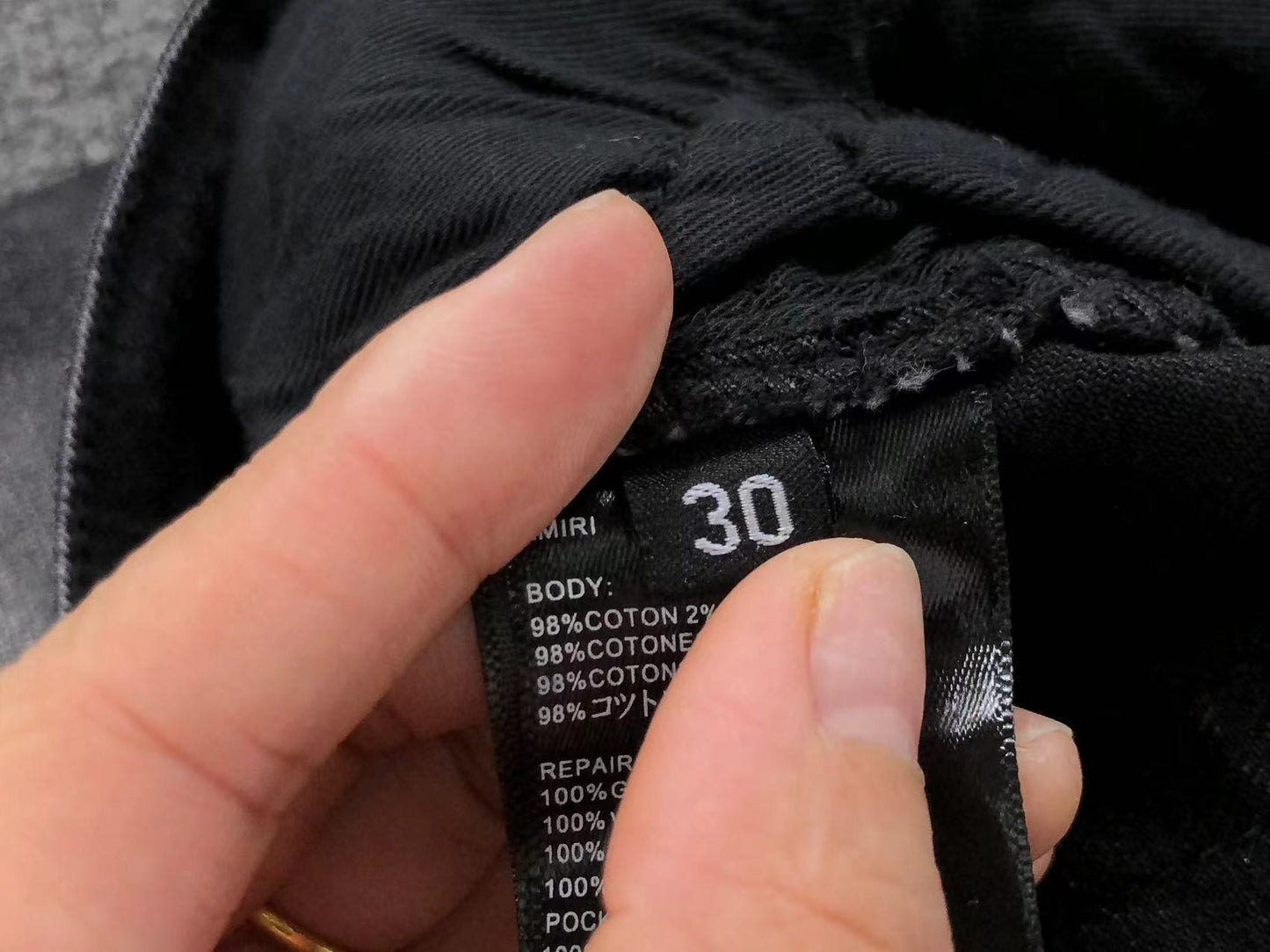 Calça AMIRI Hollywood Black Destroyed Denim