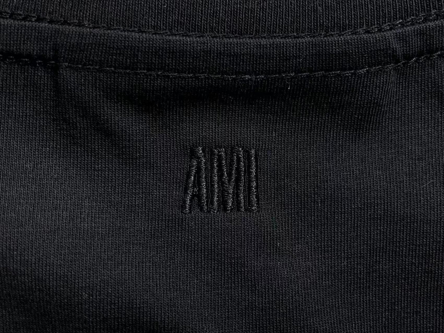 Camiseta AMI Paris Mini Heart Essential