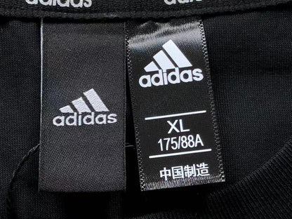 Camiseta Adidas Performance Oversized Logo