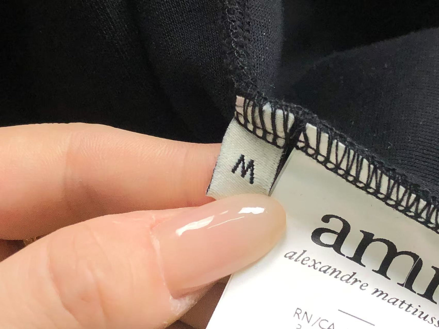 Short AMI Paris Pocket Heart Logo