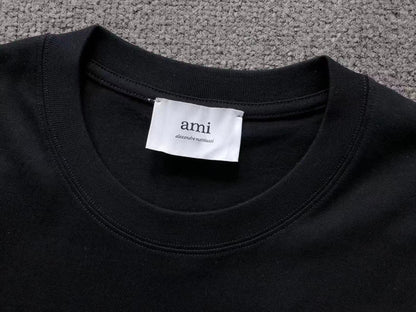 Camiseta AMI Paris Classic Logo Vermelho