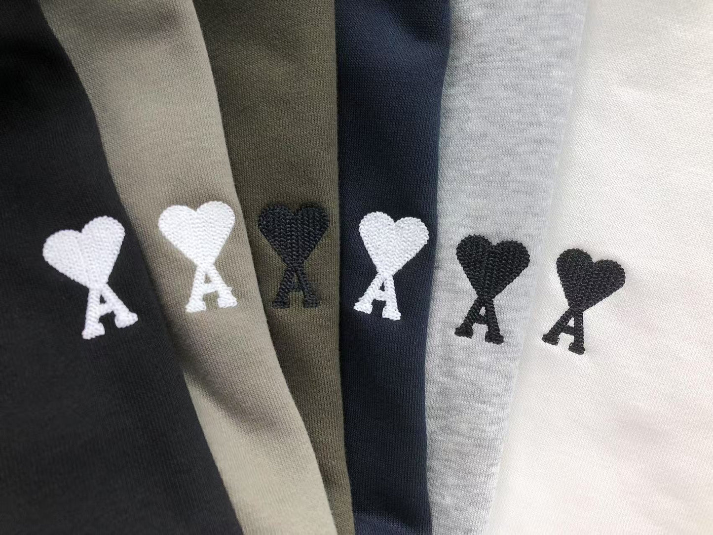 Moletom AMI Paris Hoodie com Zíper