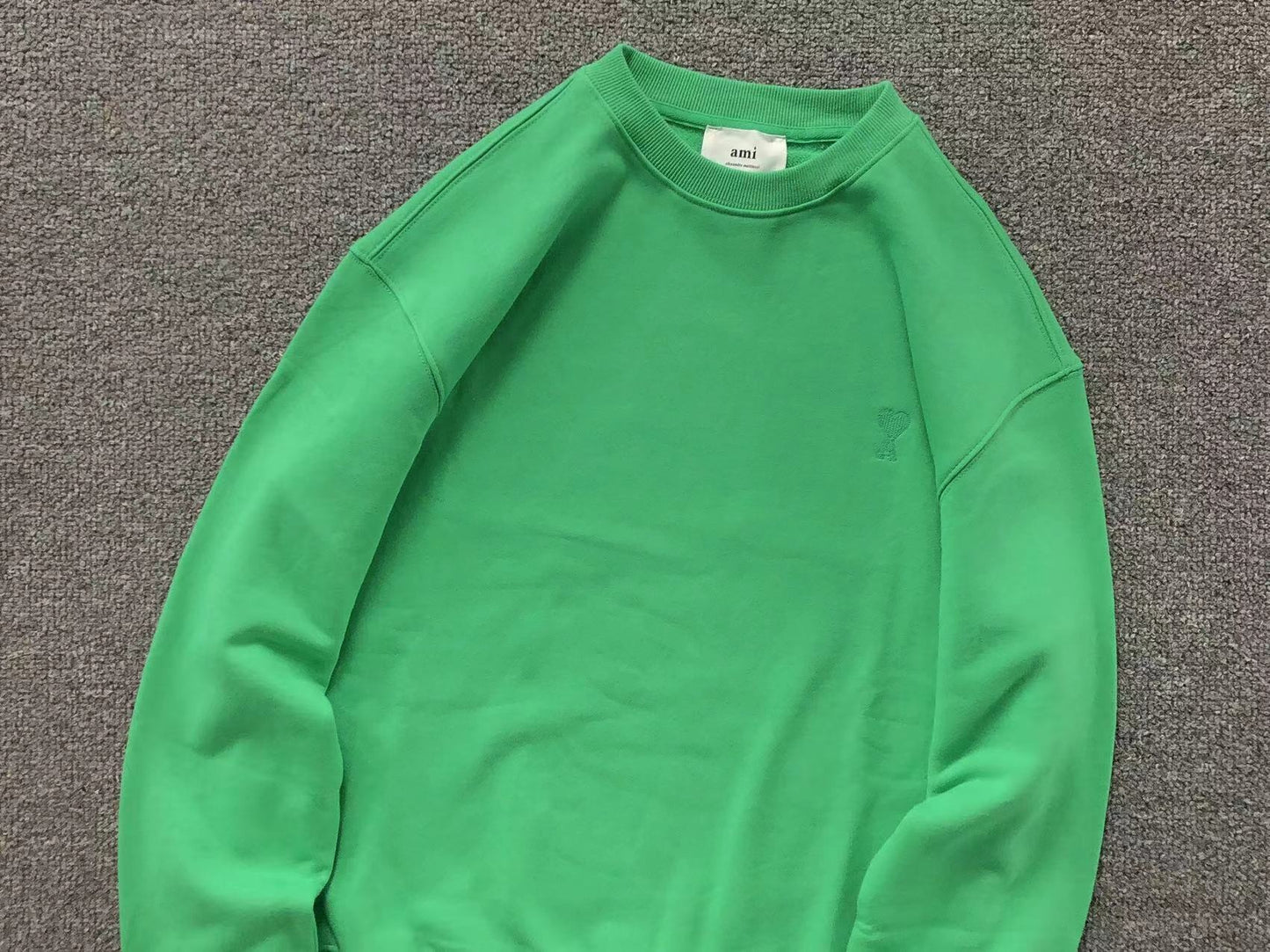 Moletom AMI Paris Crewneck Minimal Ami de Cœur