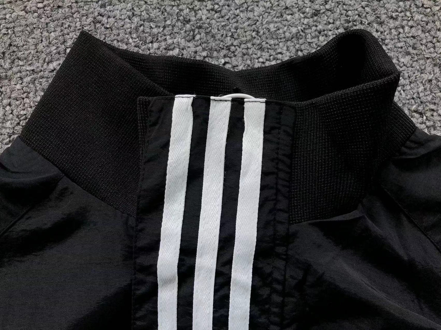 Jaqueta Adidas Athletic Club Archive Windbreaker