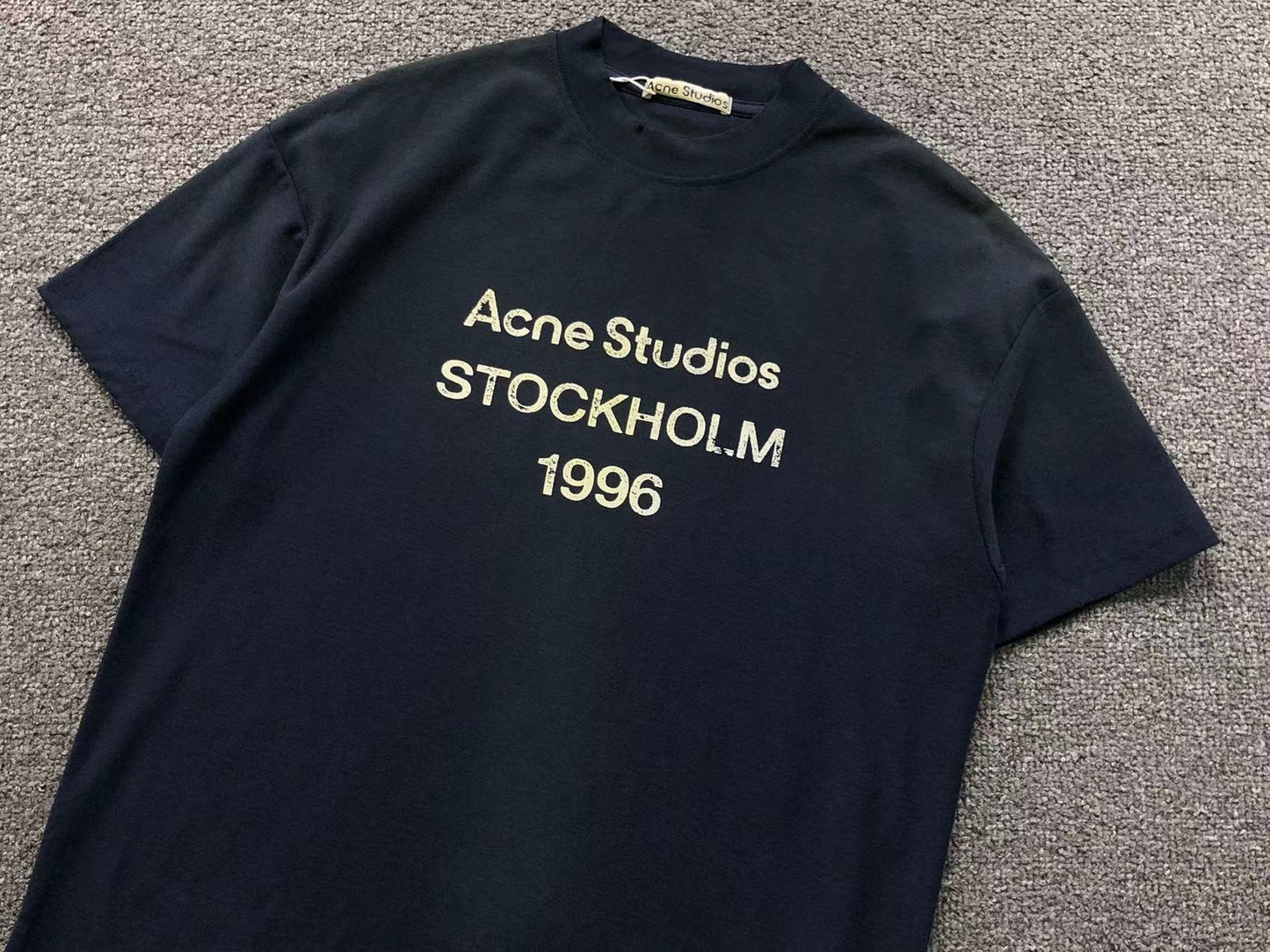 Camiseta Acne Studios Stockholm 1996 Tee