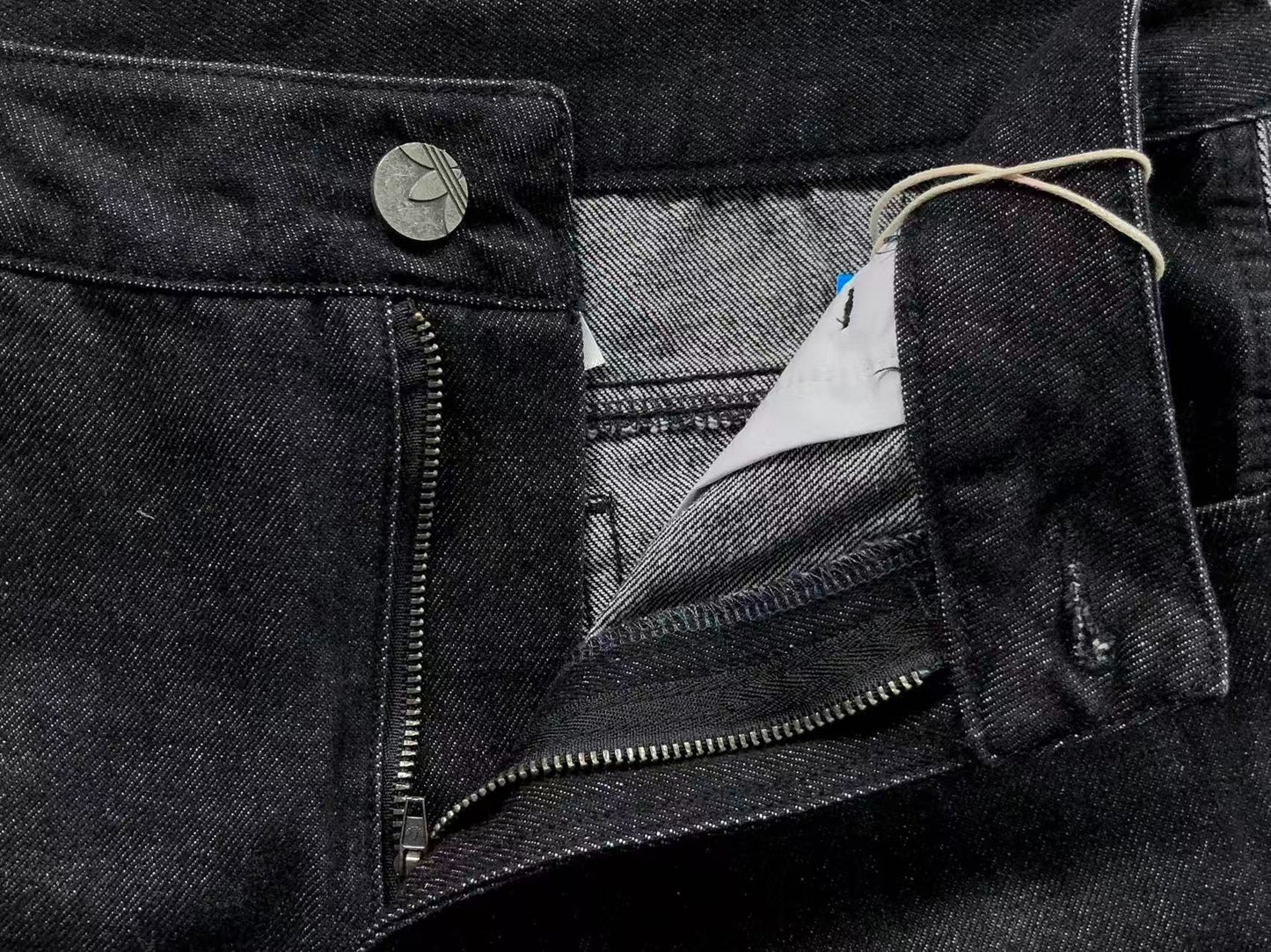 Calça Adidas Urban Straight Jeans
