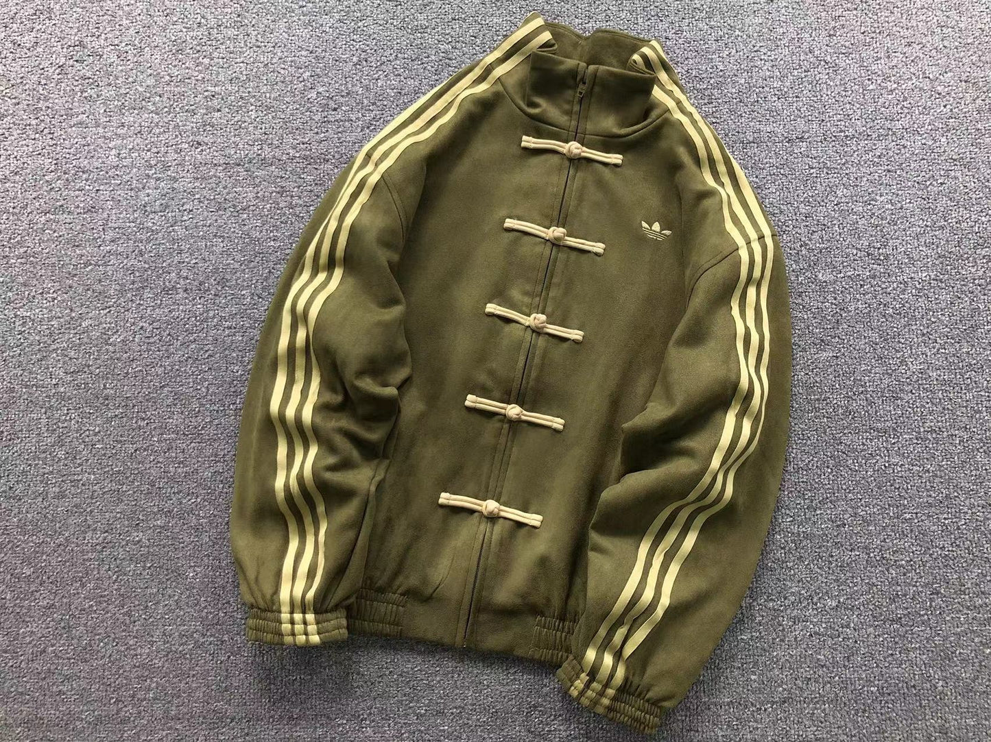 Jaqueta Adidas Oriental Streetwear