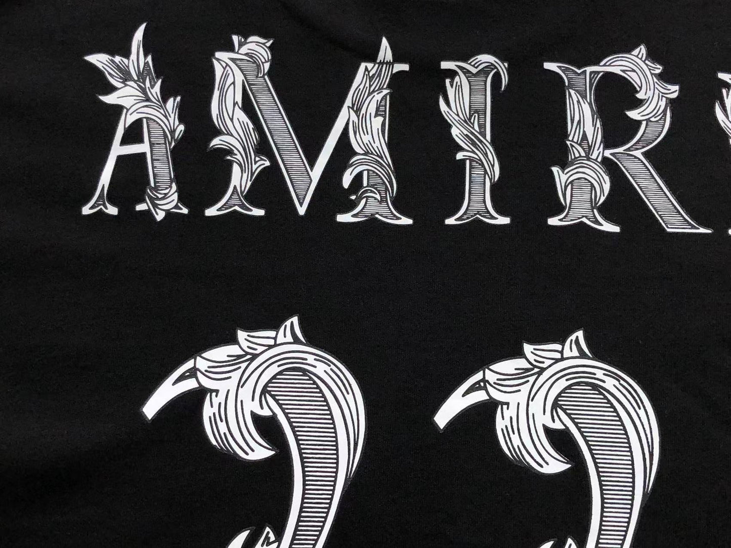 Camiseta AMIRI 22 Baroque Numbe