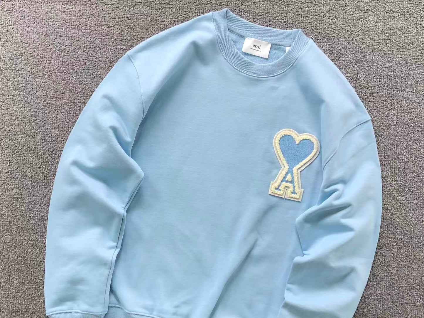 Moletom AMI Paris Ami de Cœur Crewneck Big Heart