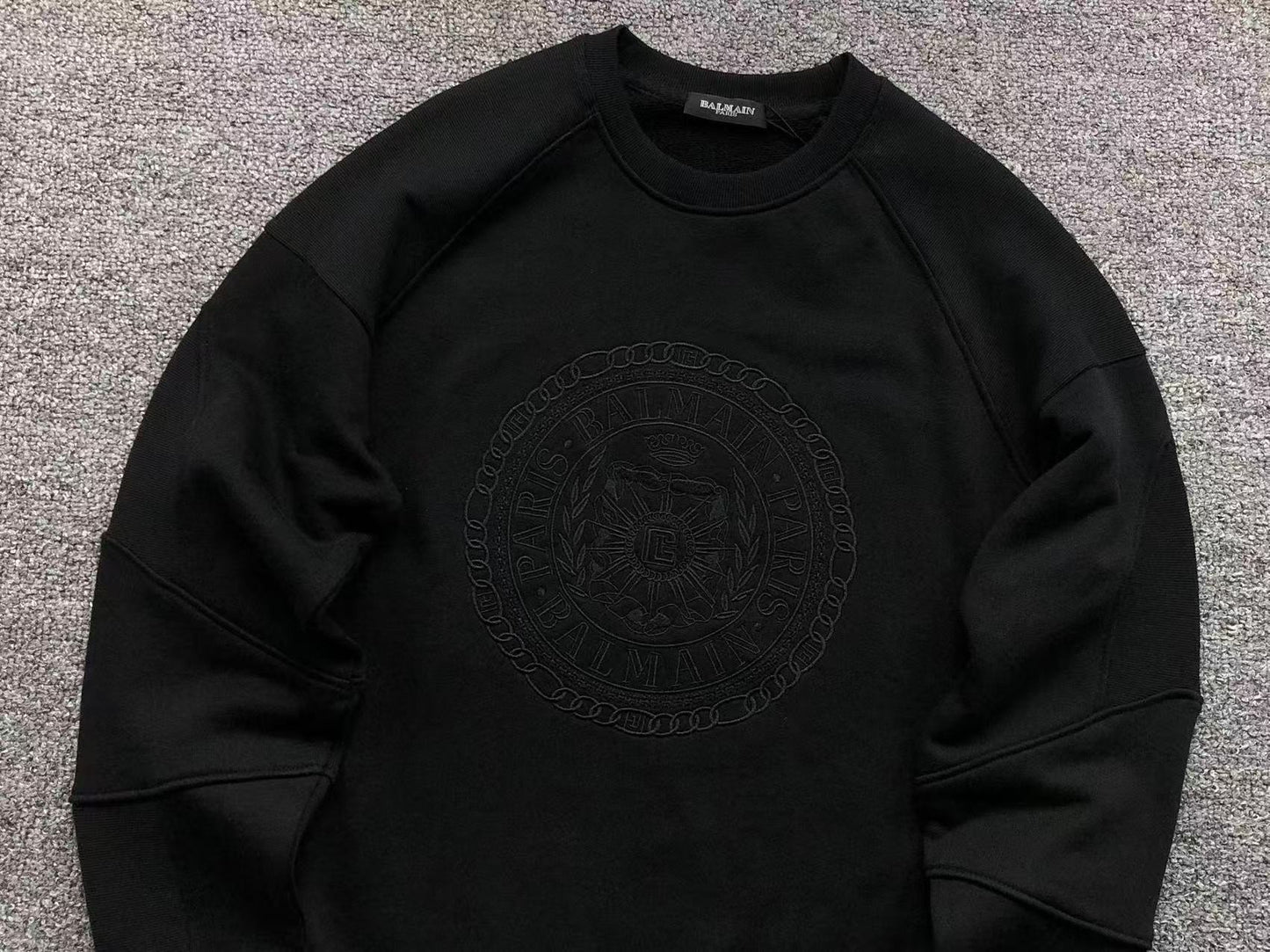 Conjunto Balmain Paris Medallion Sweat Set
