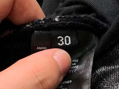 Calça AMIRI Multi Patch Black Destroyed Denim