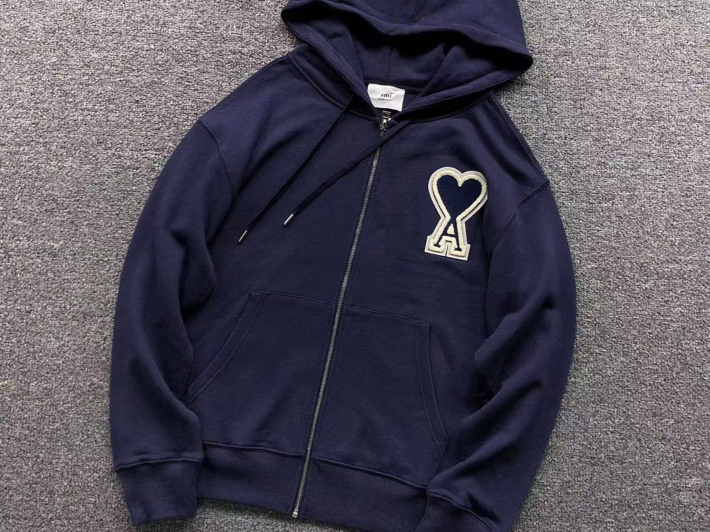 Moletom AMI Paris Ami de Cœur Hoodie Big Heart
