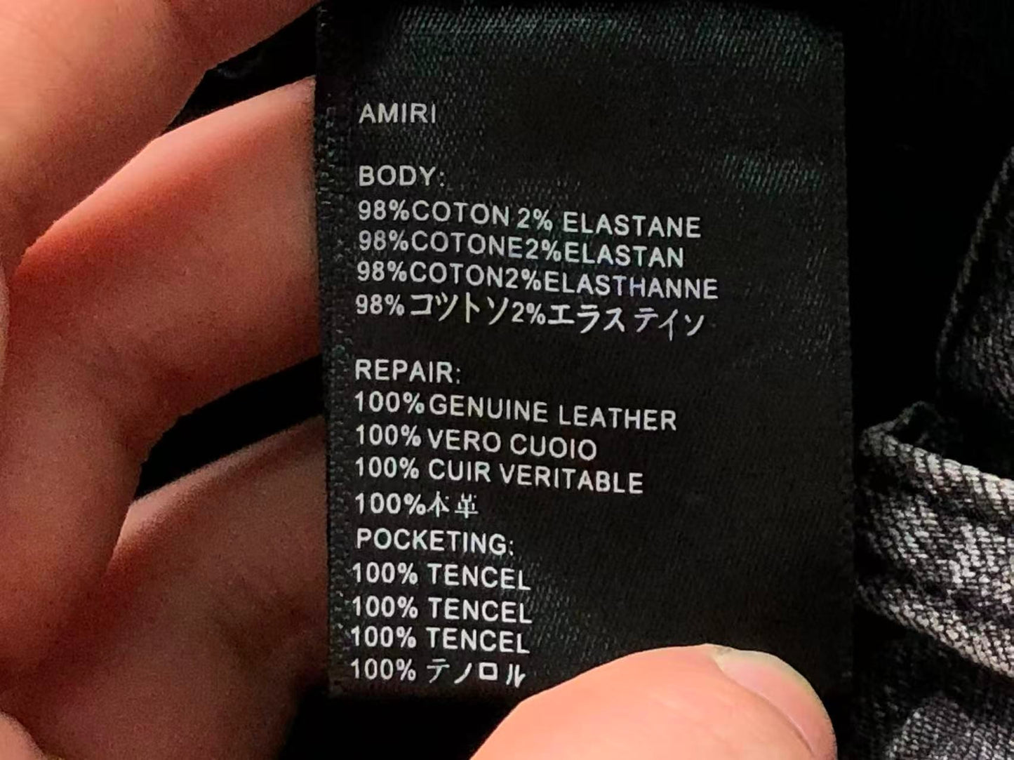 Calça AMIRI Multi Patch Black Destroyed Denim