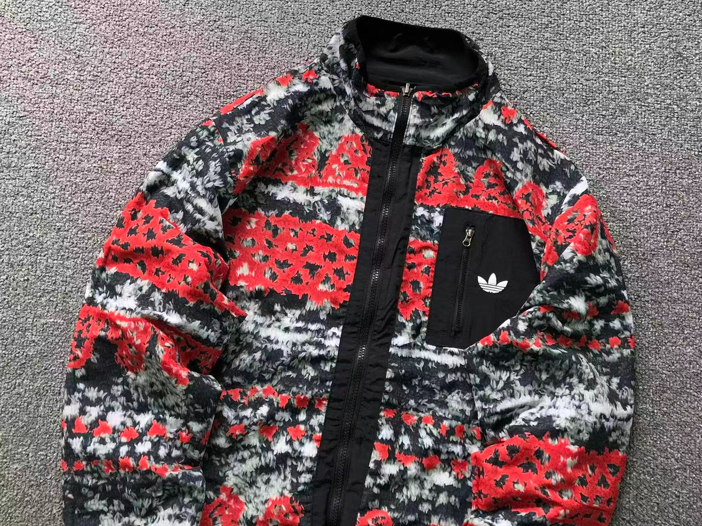 Jaqueta adidas Reversible Knit Tech