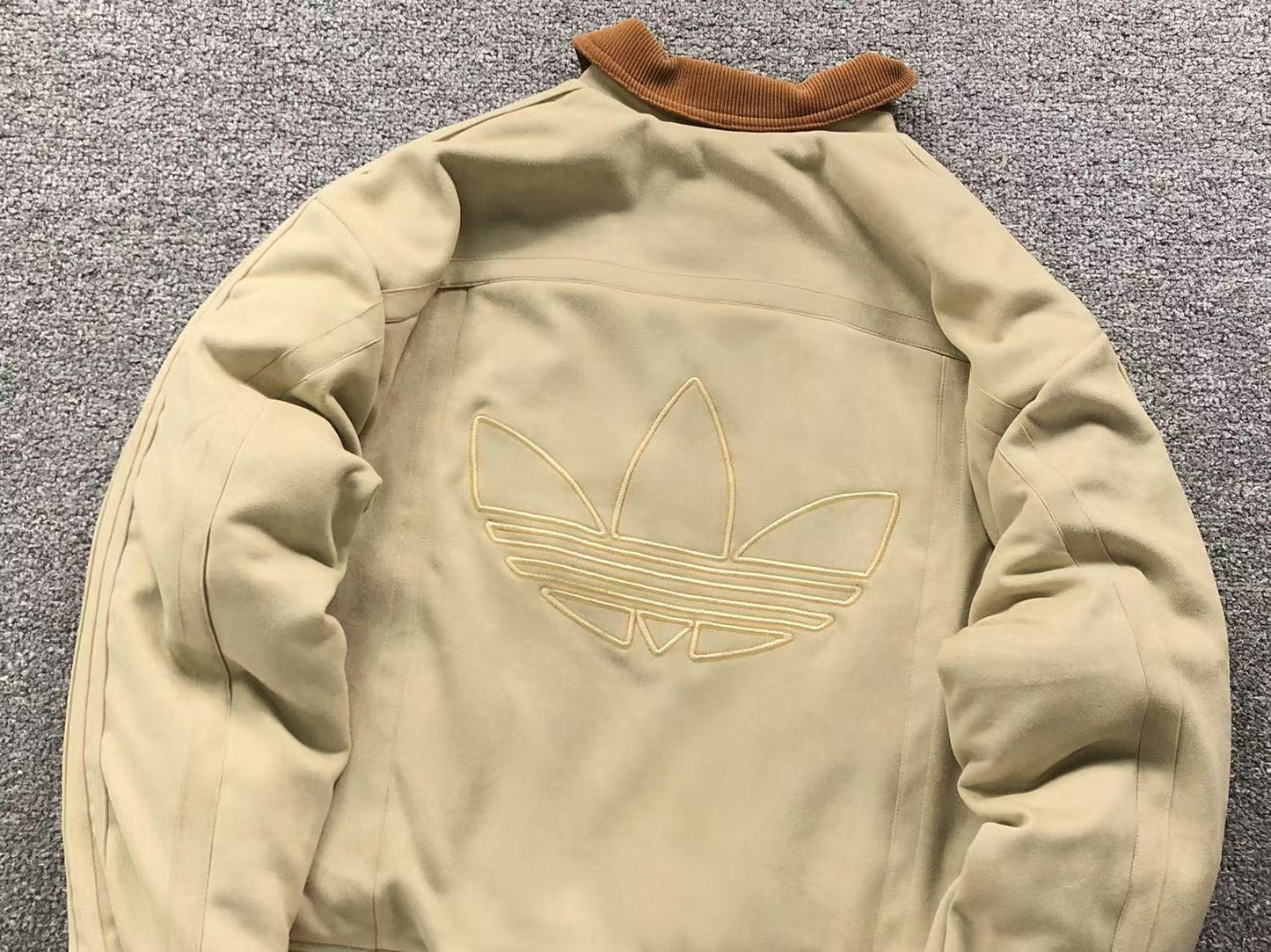 Jaqueta adidas Suede Luxury Track