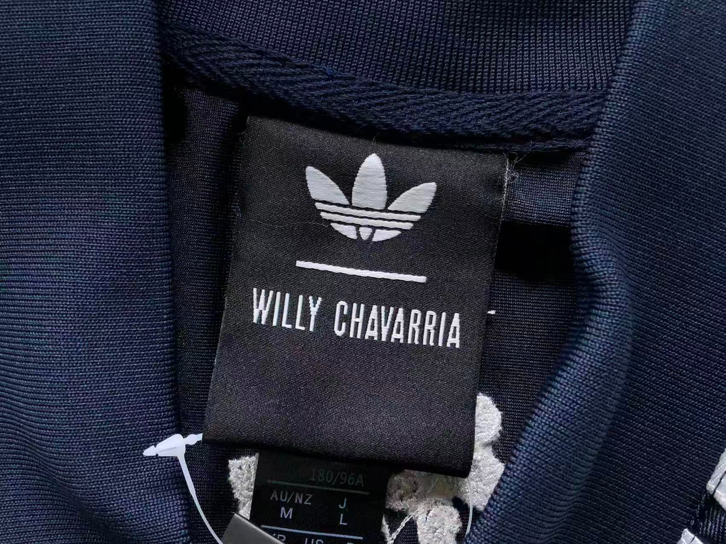 Conjunto Adidas Chavarria Vintage Athletics
