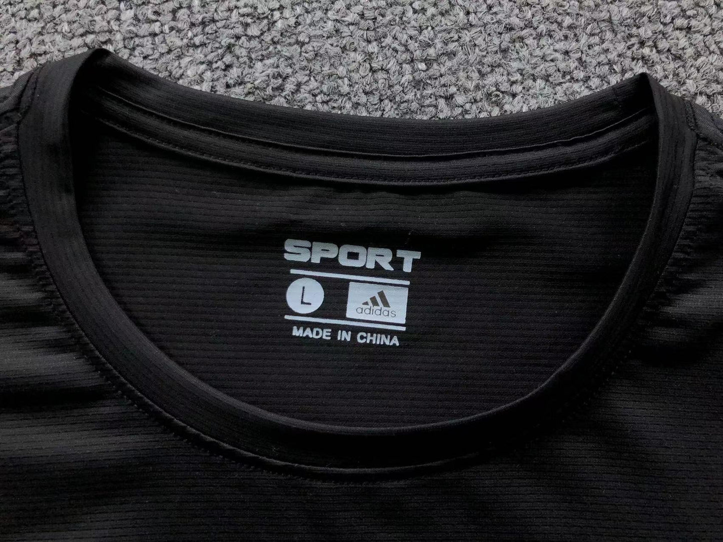 Camiseta Adidas Minimal Active Wear