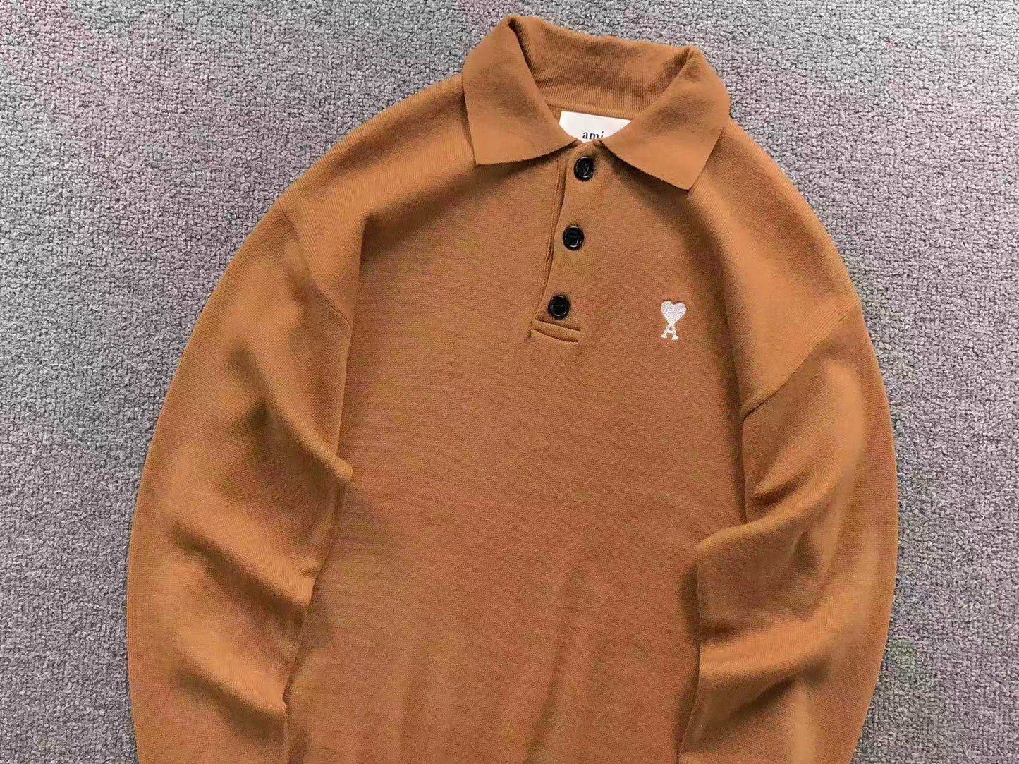 Suéter Polo AMI Paris Coração Minimal