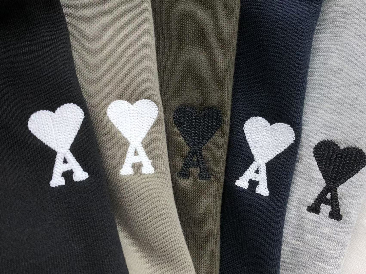 Moletom AMI Paris Hoodie com Zíper