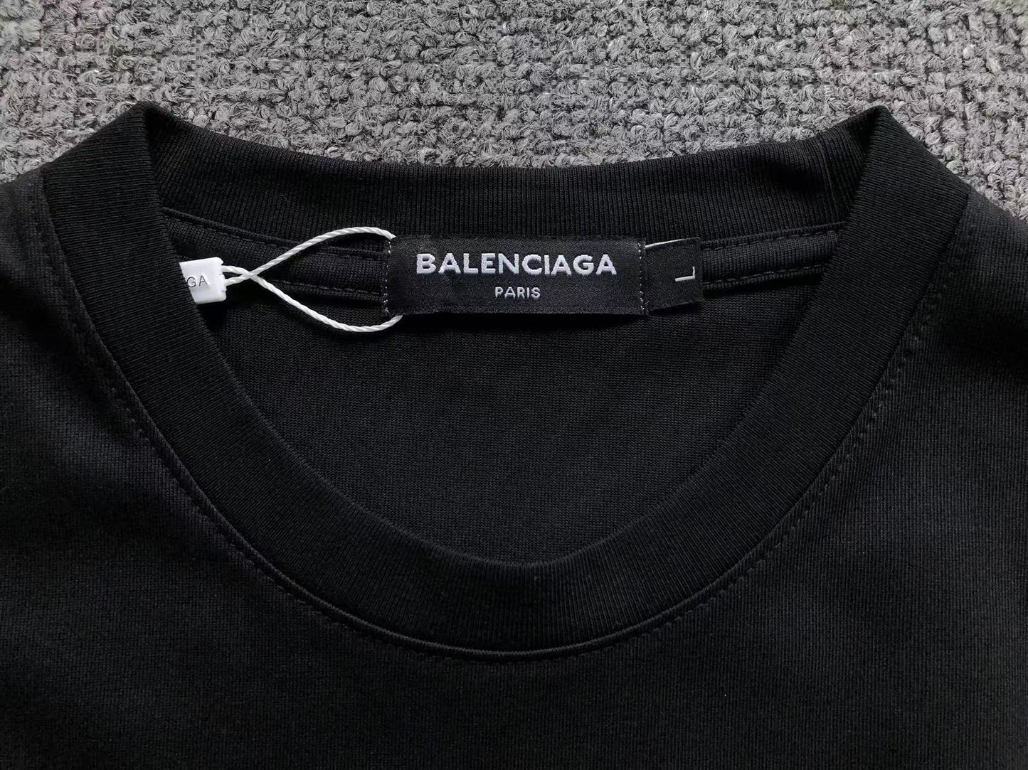 Camiseta Balmain Paris Monogram