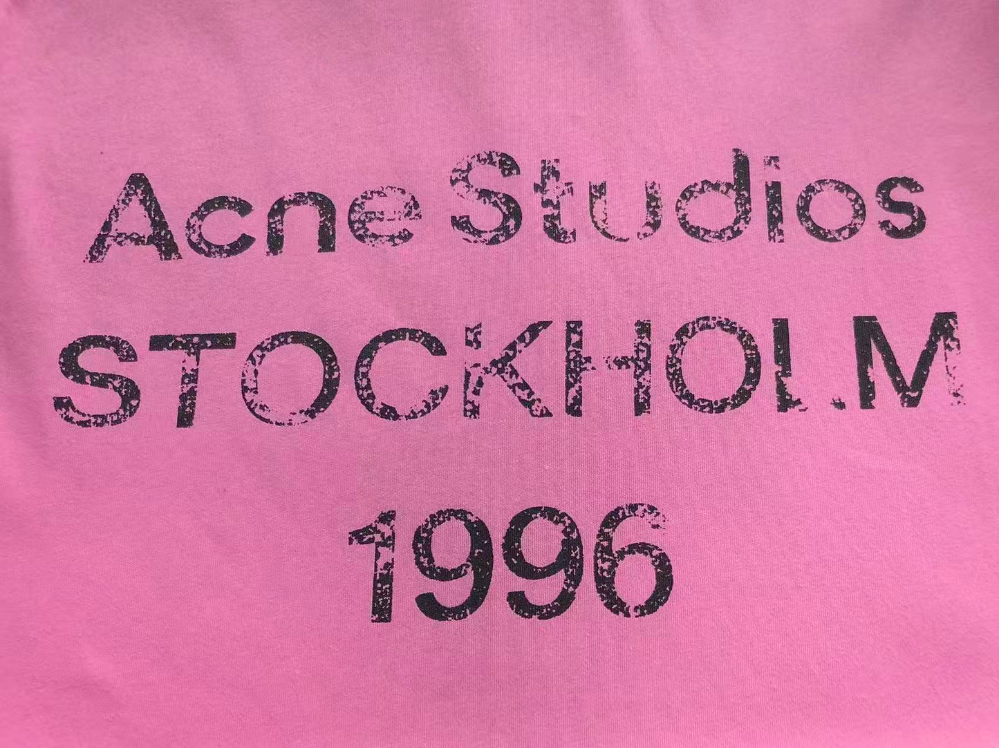 Camiseta Acne Studios Stockholm 1996 Vintage Logo
