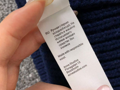 Touca Acne Studios Winter Essential