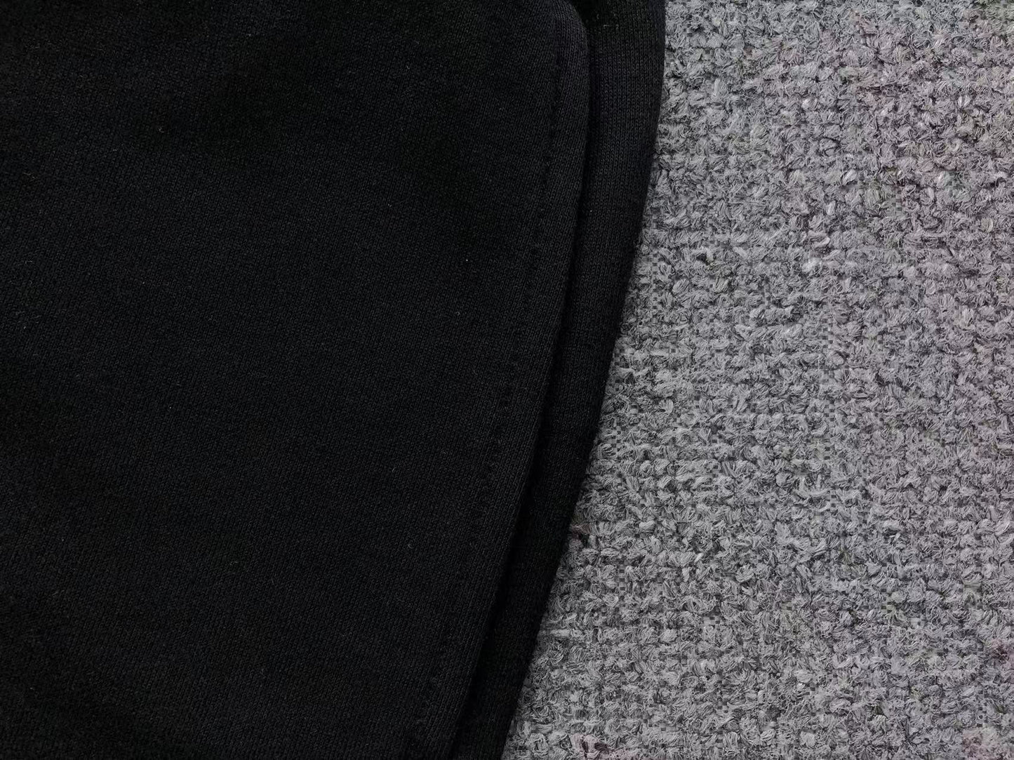 Short AMI Paris Pocket Heart Logo