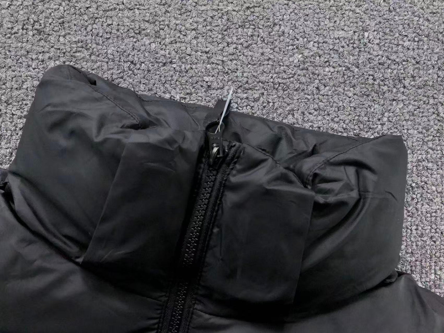 Jaqueta adidas Frostline Puffer
