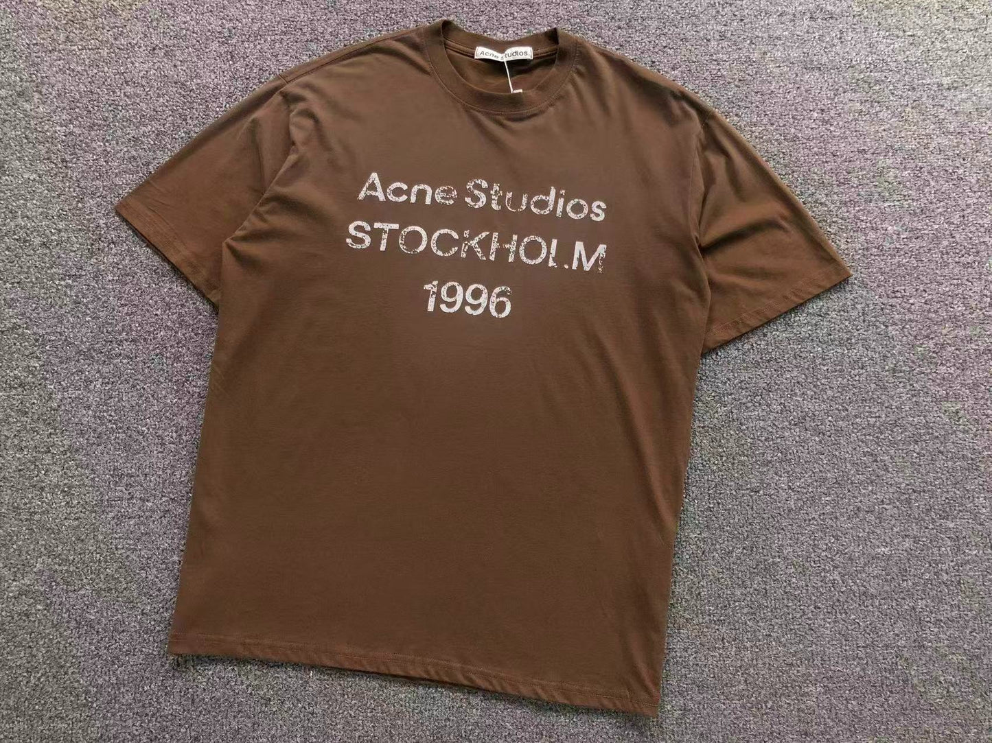 Camiseta Acne Studios Stockholm 1996 Vintage Logo