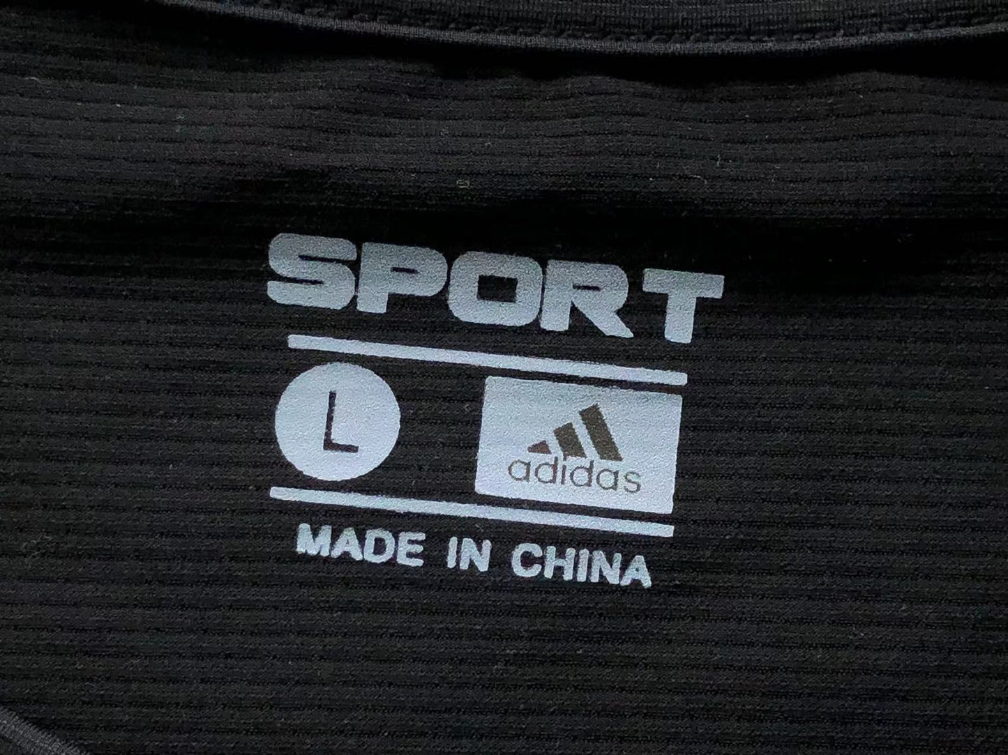 Camiseta Adidas Minimal Active Wear