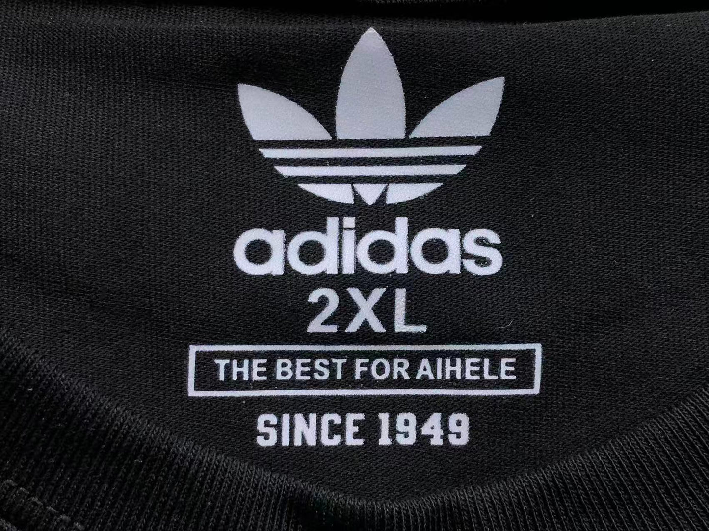Camiseta adidas Originals Zebra Trefoil