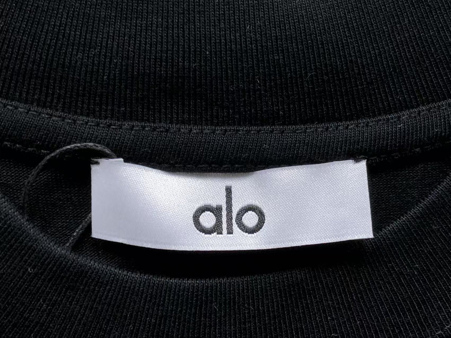 Camiseta ALO - aloalo