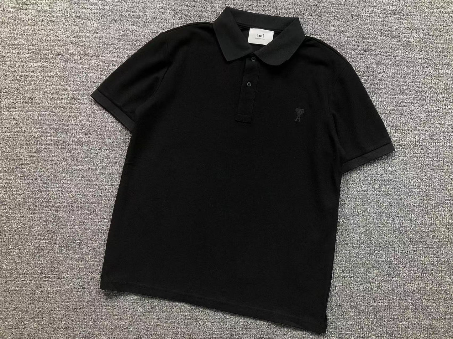 Camiseta Polo AMI Paris Piquet Logo Coração
