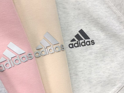 Conjunto Adidas feminino Clean Fit Set
