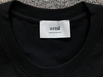 Camiseta AMI Paris Mini Heart Logo