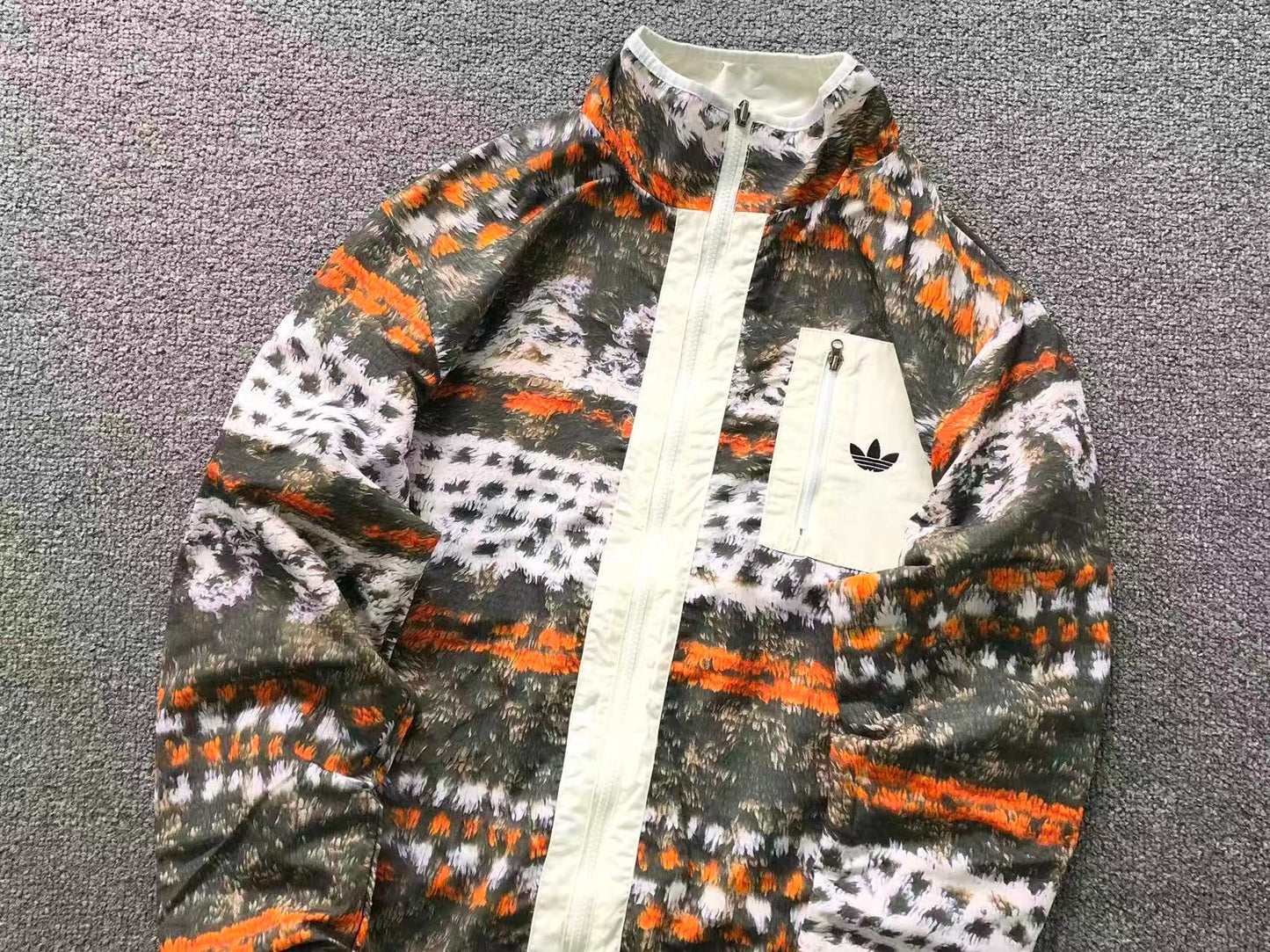 Jaqueta adidas Reversible Knit Tech
