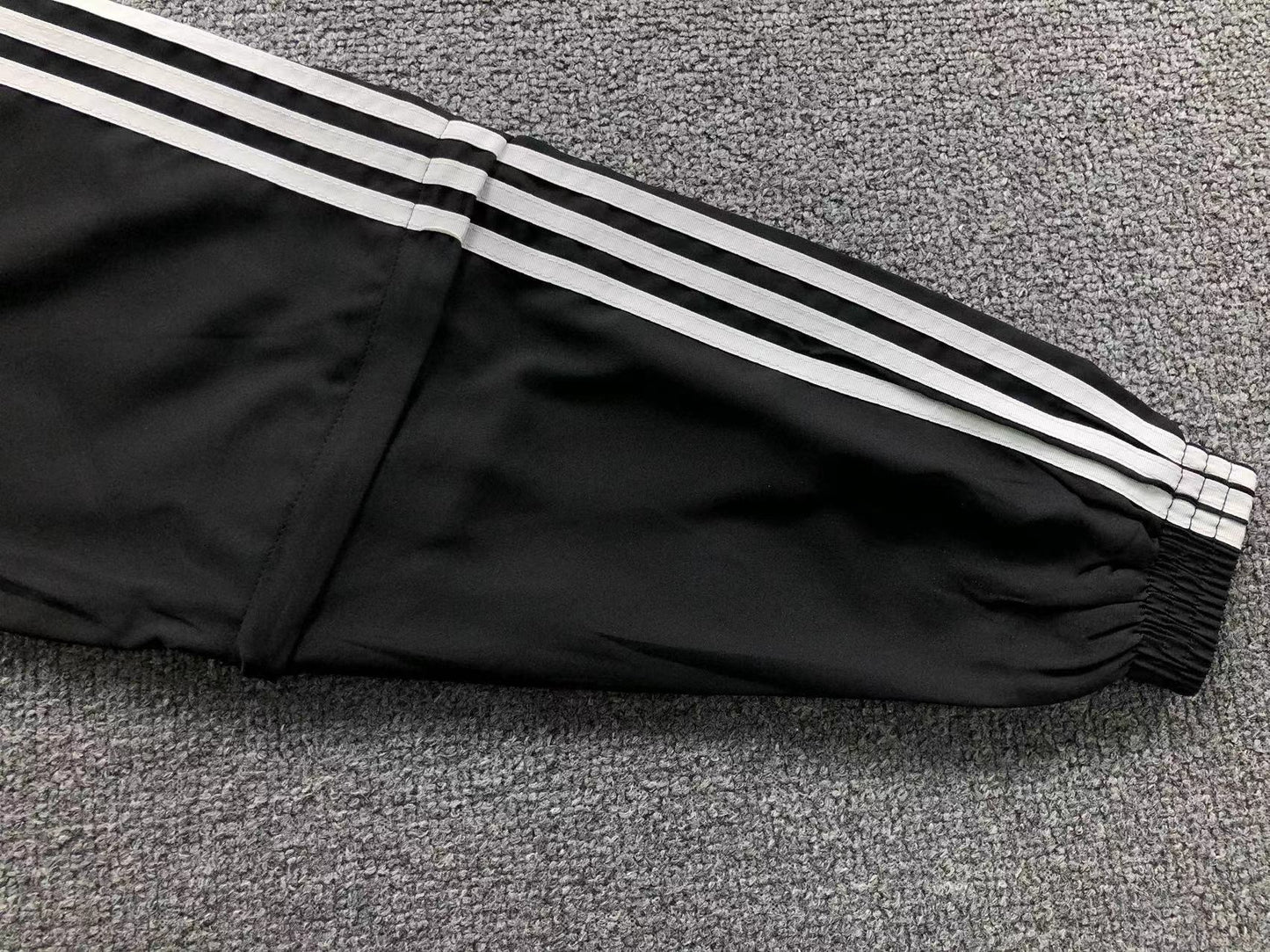 Jaqueta Adidas Team Geist 10