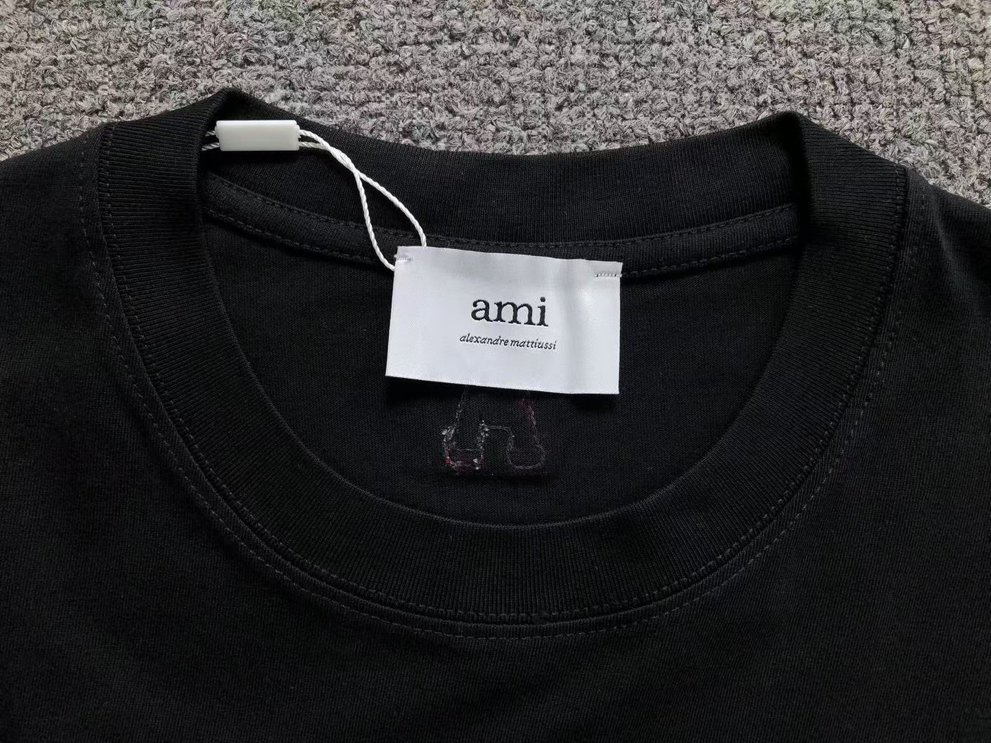 Camiseta AMI Paris Monkey Graphic Tee