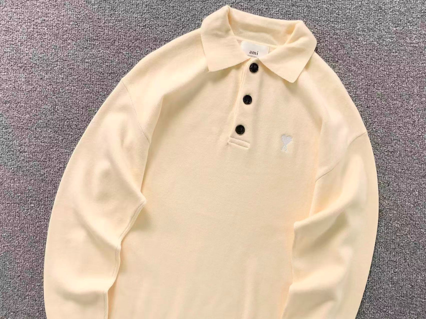 Suéter Polo AMI Paris Coração Minimal
