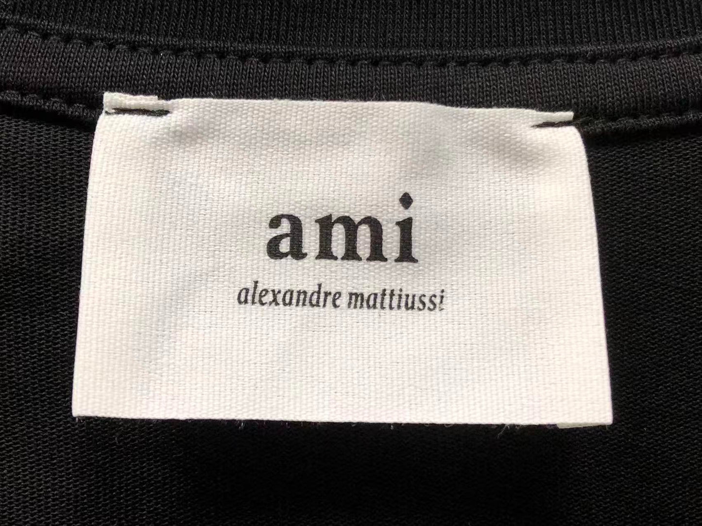 Camiseta AMI Paris Big Heart Logo Classic
