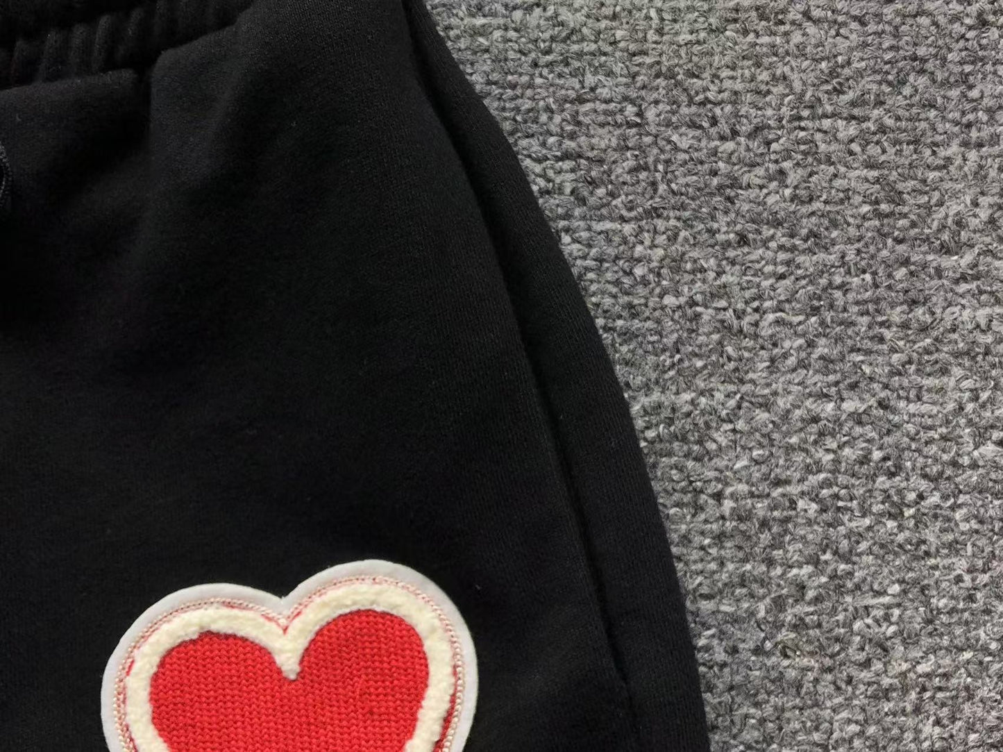 Short AMI Paris Big Heart Logo