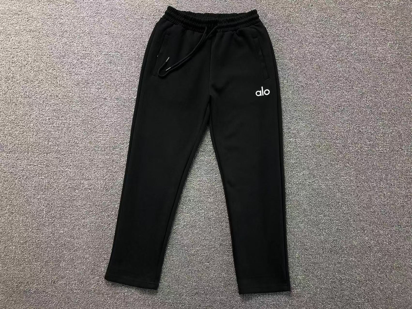 Conjunto Alo Moletom Jogger Clean